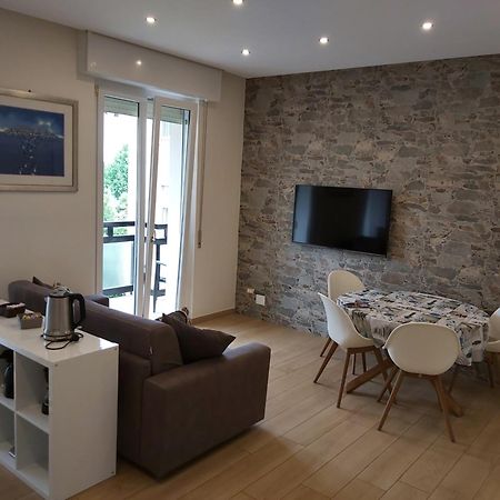 Apartmán Le Rive Desenzano del Garda Exteriér fotografie