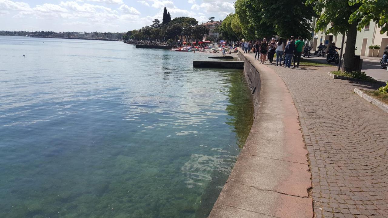 Apartmán Le Rive Desenzano del Garda Exteriér fotografie