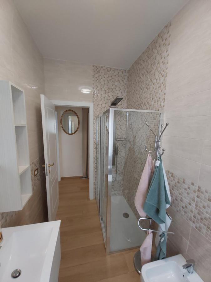 Apartmán Le Rive Desenzano del Garda Exteriér fotografie